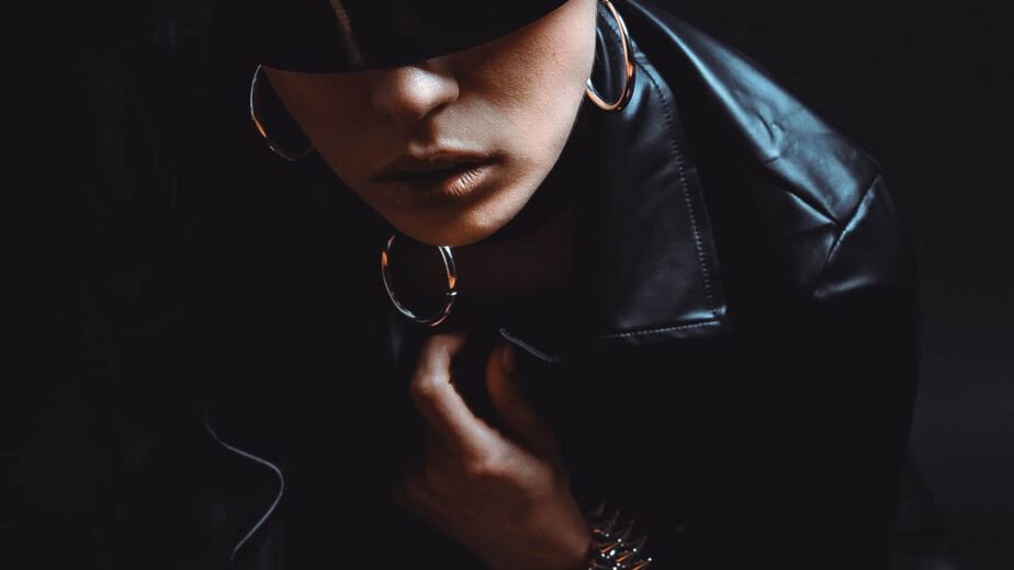 Custom Img 207 924x520