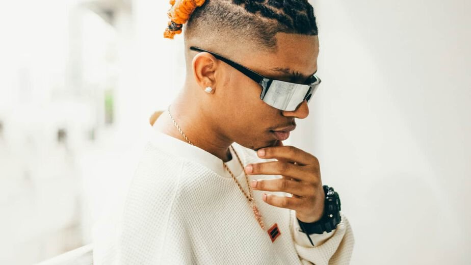 Custom Img 210 924x520