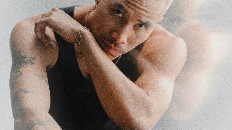 Custom Img 211 924x520